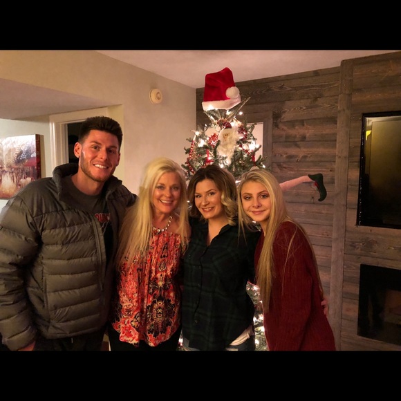 Meet your Posher, Denise - Picture 4 of 8